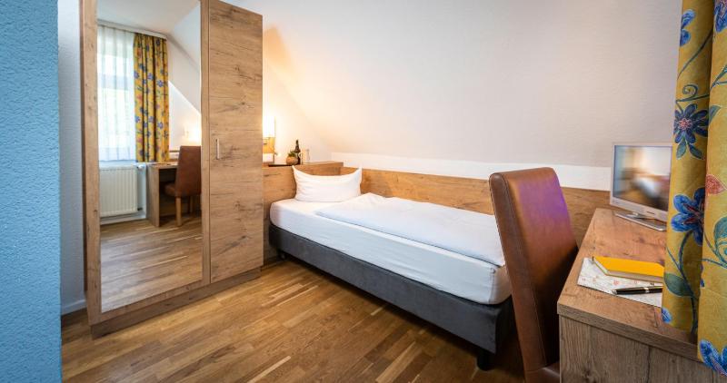 Single Room image 1