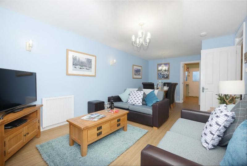 Two-Bedroom Bungalow - No Pets image 3