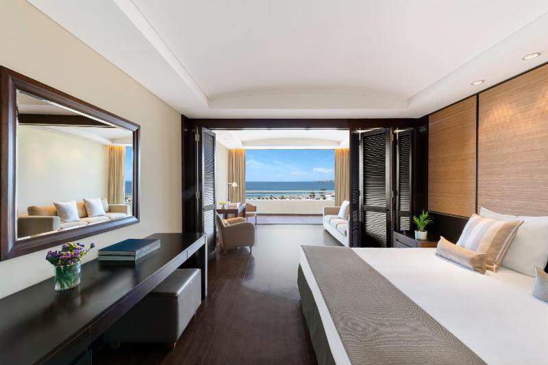 Family Room Sea View image 4