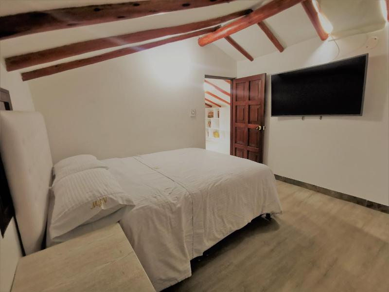 Once Once Boutique - image 8