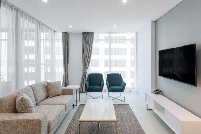 Two-Bedroom Luxury Suite image 4