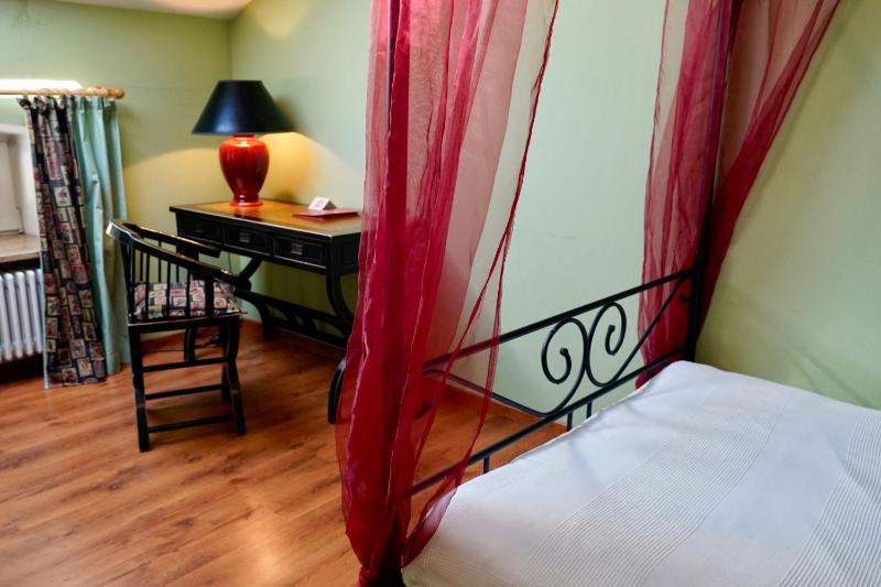 Standard Single Room image 3