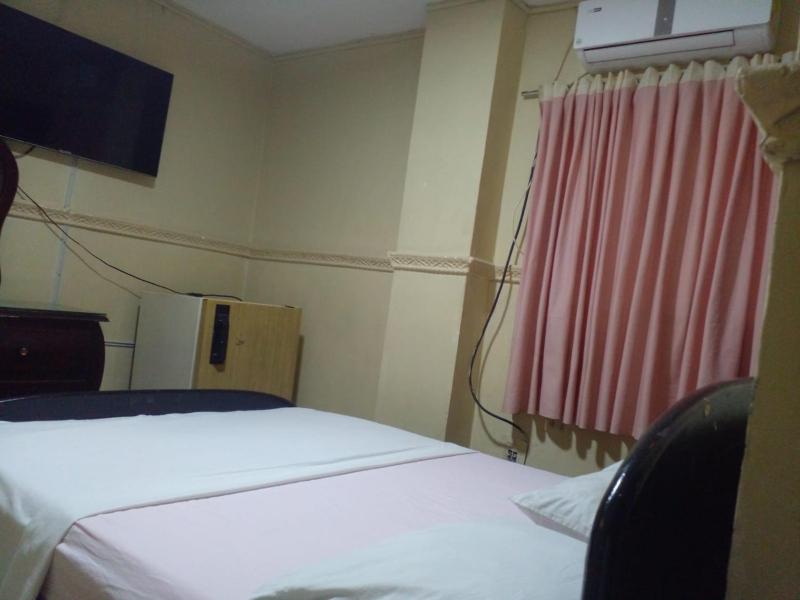 Hotel El Diamante CA - image 14