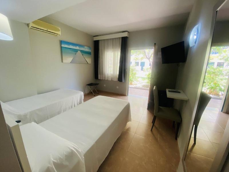 Standard Single Room image 1