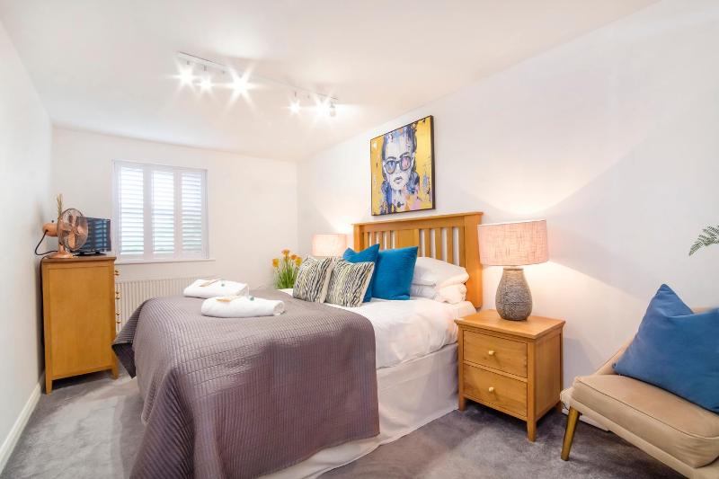 One-Bedroom Apartment - Ground Floor image 2