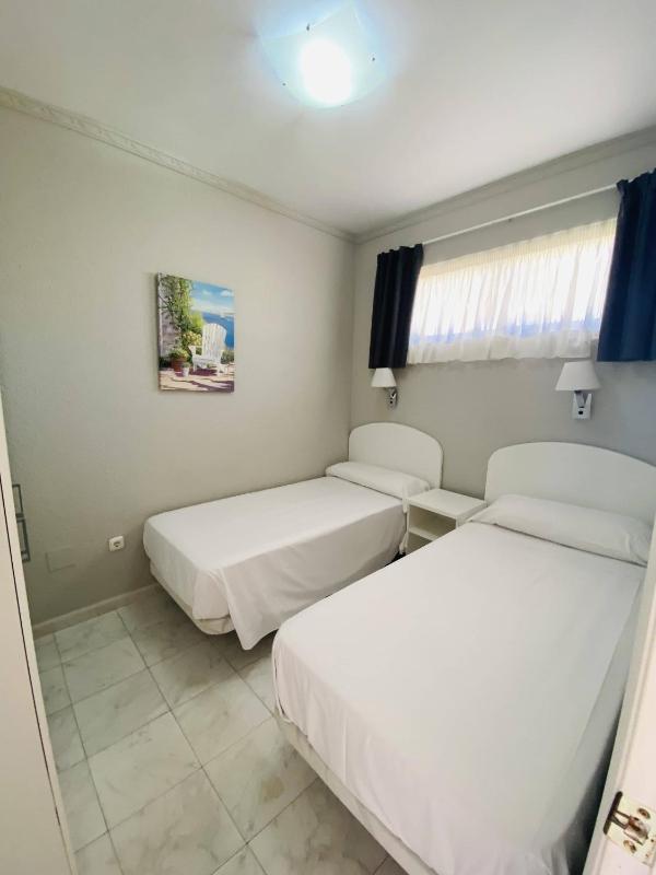 Two-Bedroom Apartment with Partial Sea View image 2