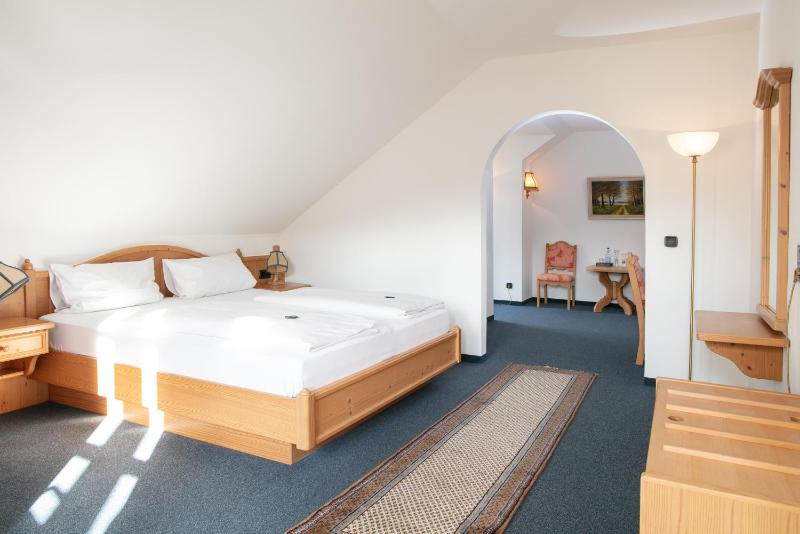 Comfort Double Room image 1
