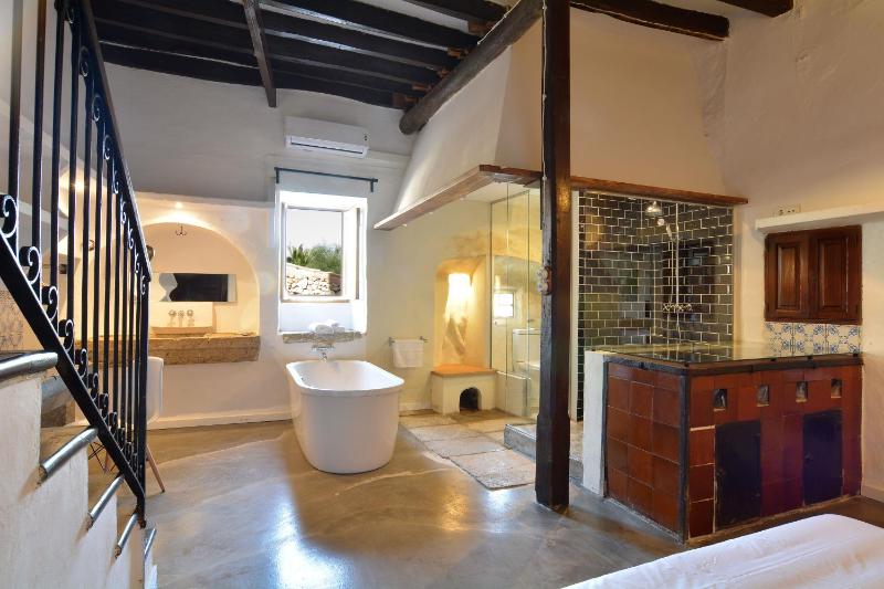 Superior Double Room image 4