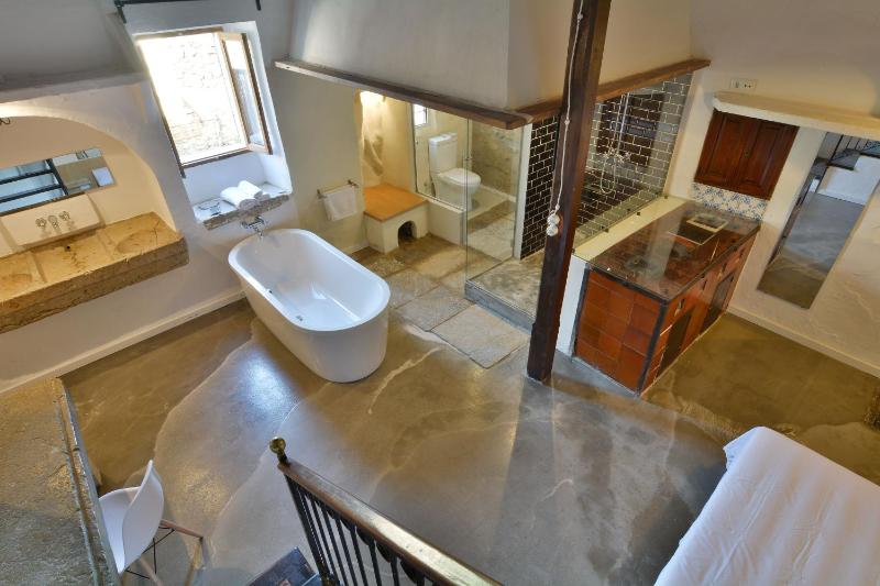 Superior Double Room image 2