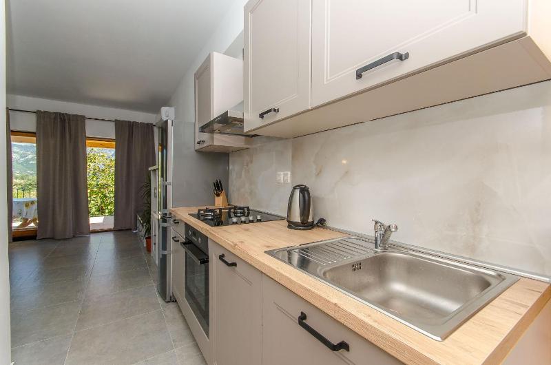 Apartments Koras - image 7