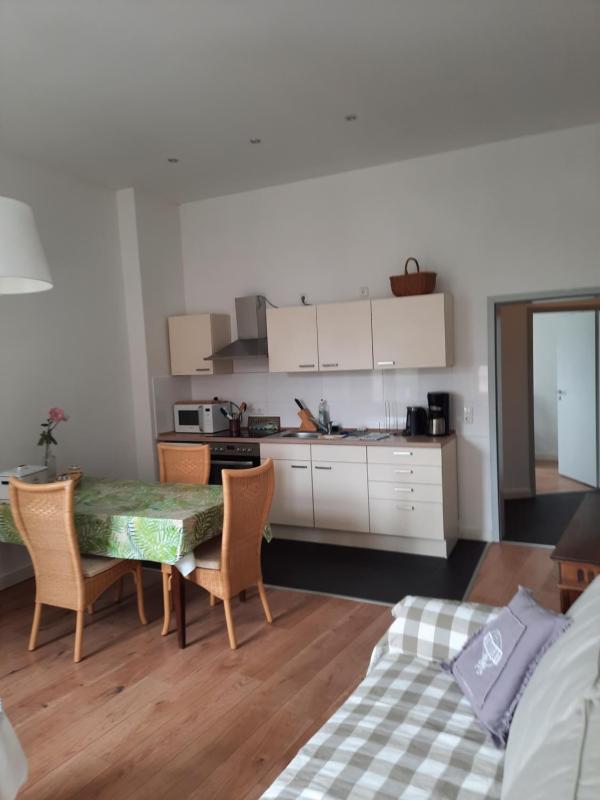Studio Apartment image 4