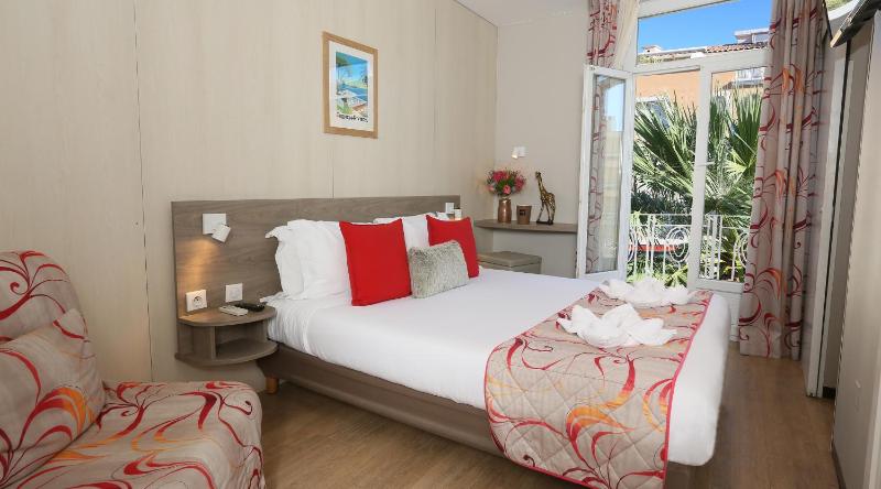 Standard Double or Twin Room image 1