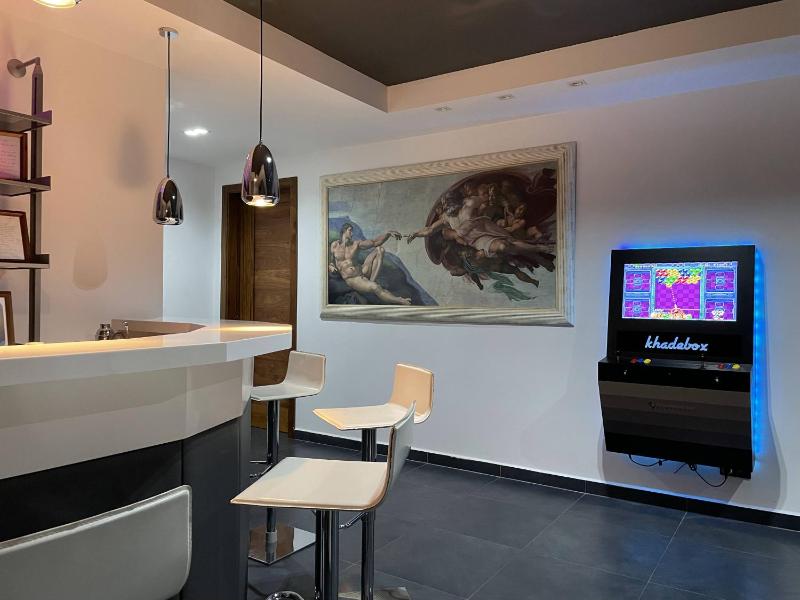 Penthouse Apartment image 4