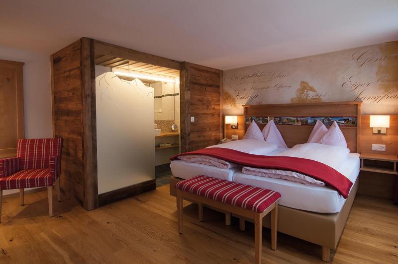 Superior Double Room image 1