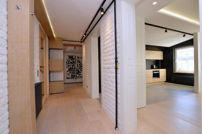 Chic & Stylish Victus Apartment near the Beach in Sopot By Noclegi Renters - image 16