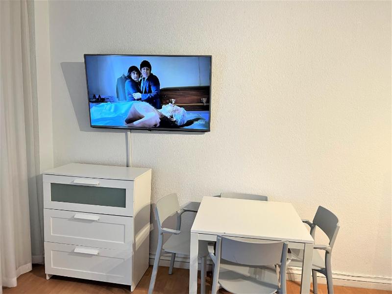 Studio with Sea View 90 image 2