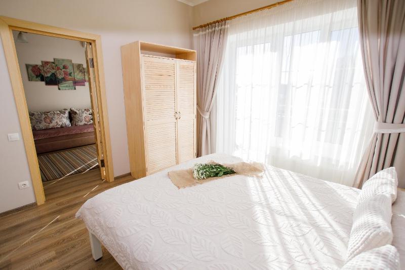 Suite image 2
