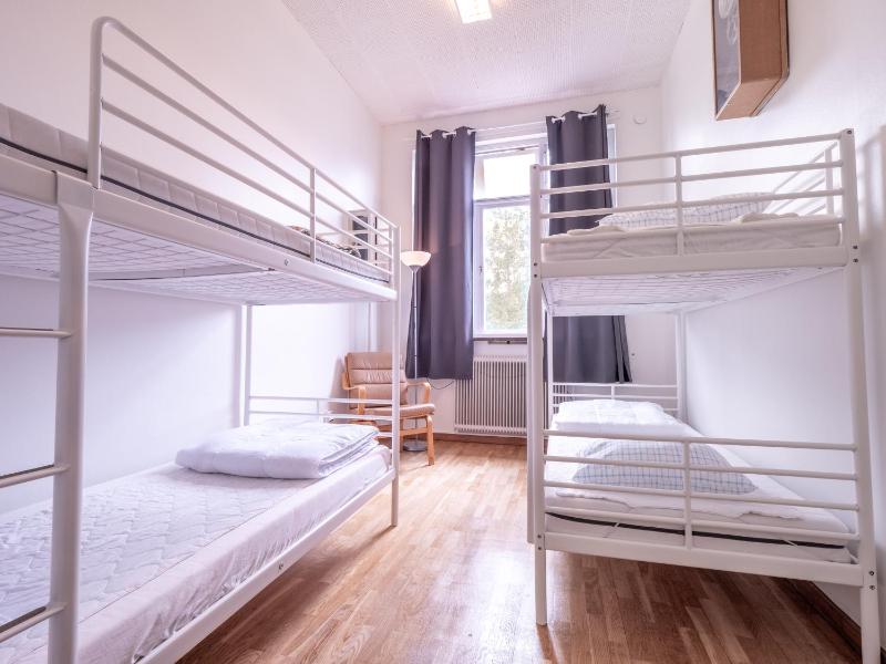 Quadruple Room image 1
