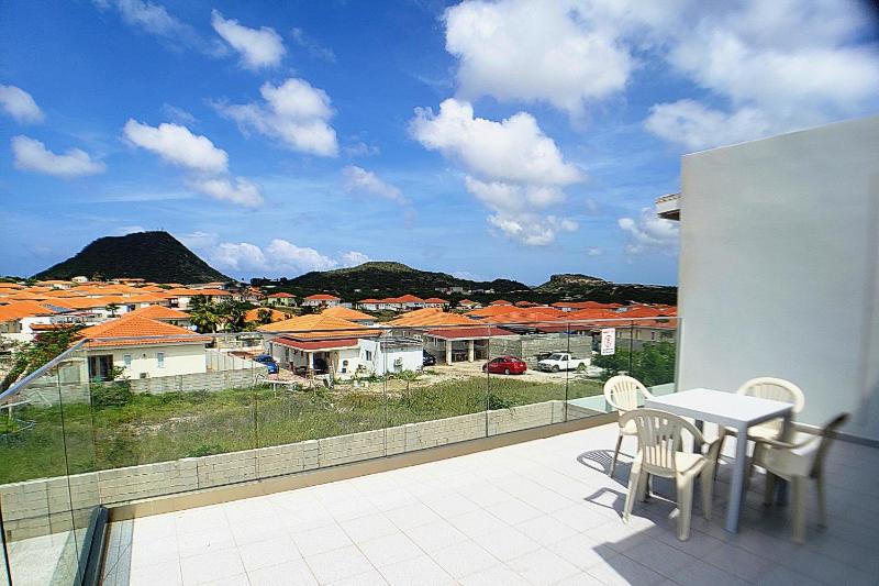 Cozy Modern 2BR Rooftop Terrace by ATW Accommodations - image 10