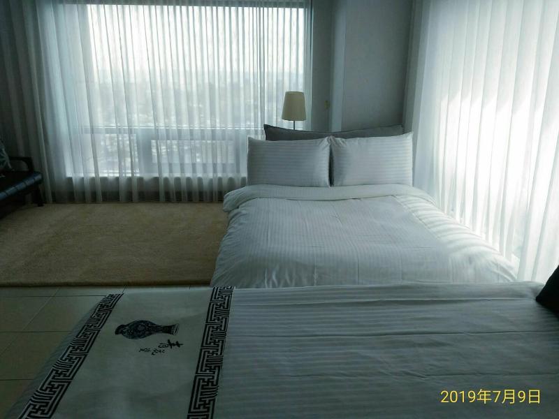 Corner Inn - image 9