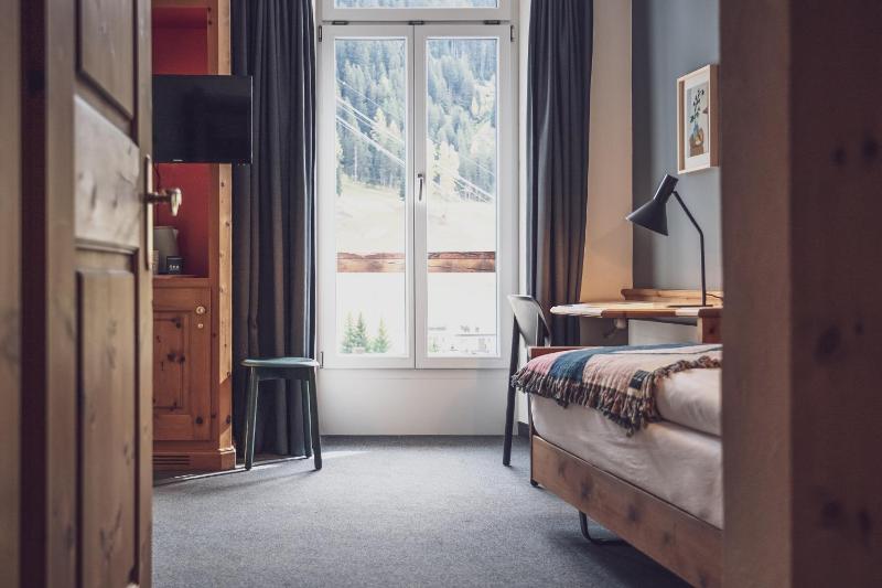 Single Room image 3