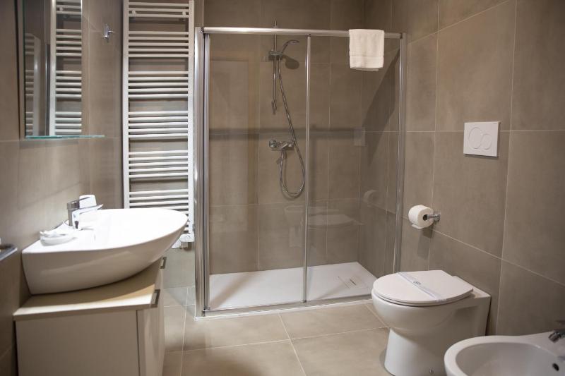 Suite with Balcony image 3