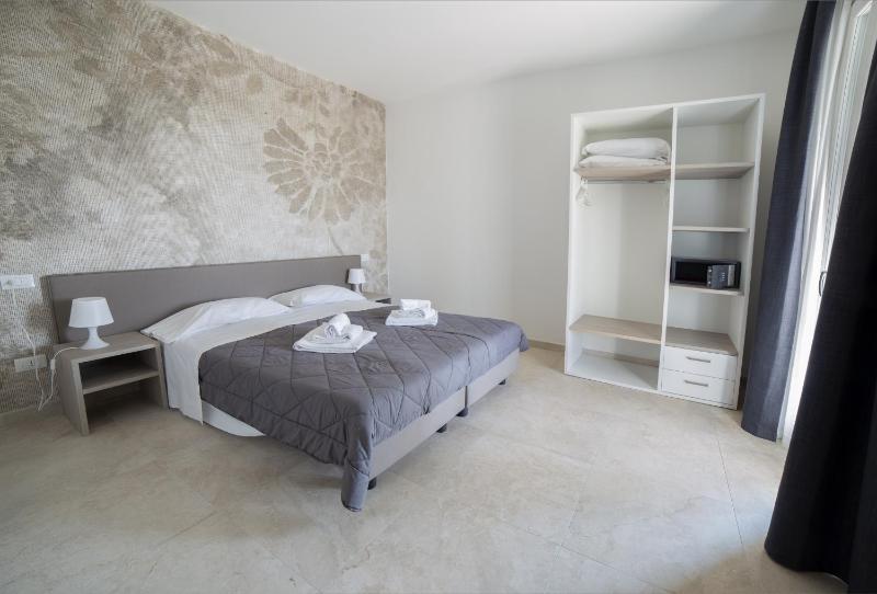 Suite with Balcony image 1