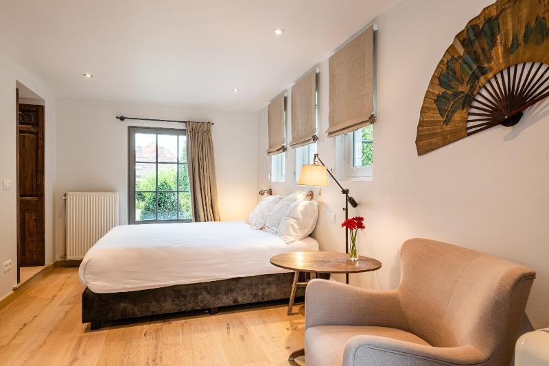 Double Room with Garden View image 1