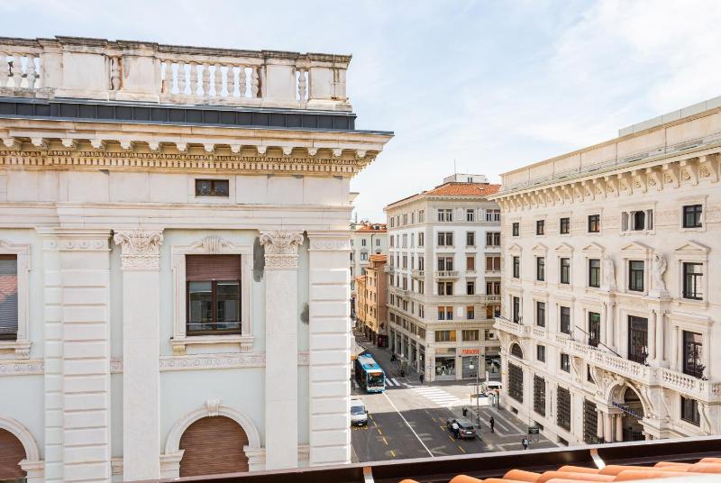 JOIVY Premium Apartments - Trieste Mazzini - image 14