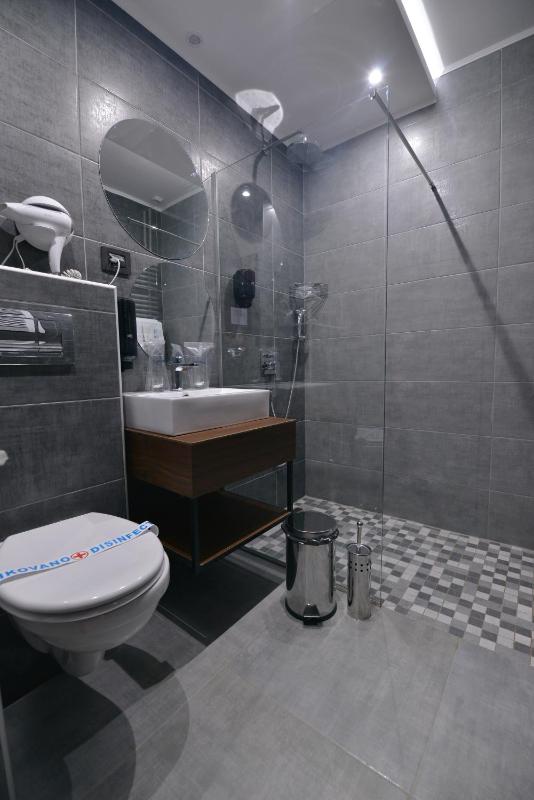 Superior Double Room image 2