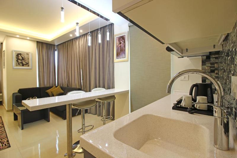 Superior Double Room image 3