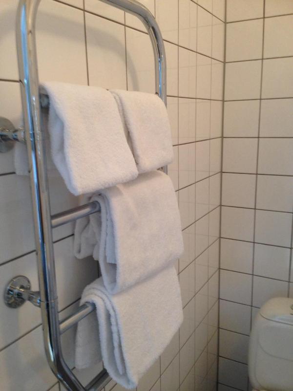 Double or Twin Room with Private Bathroom image 1