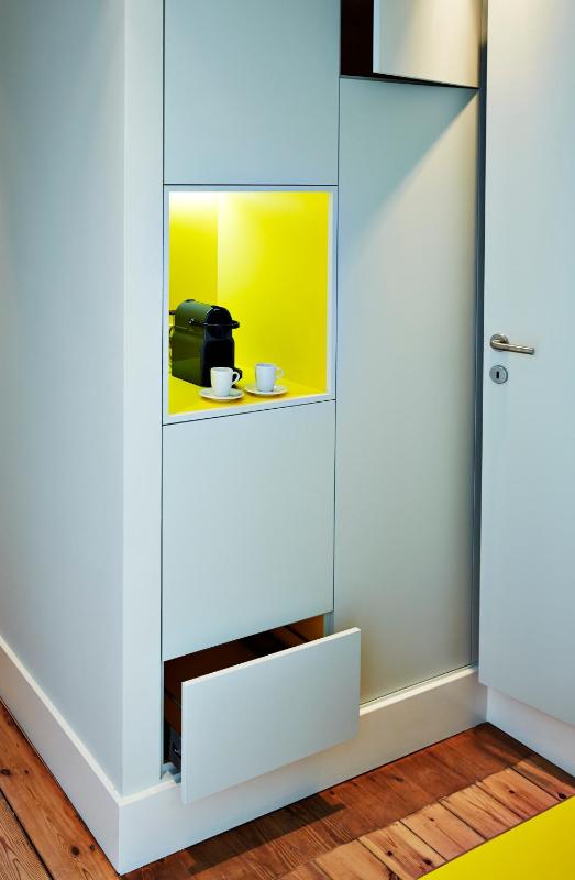 Twin Room image 2
