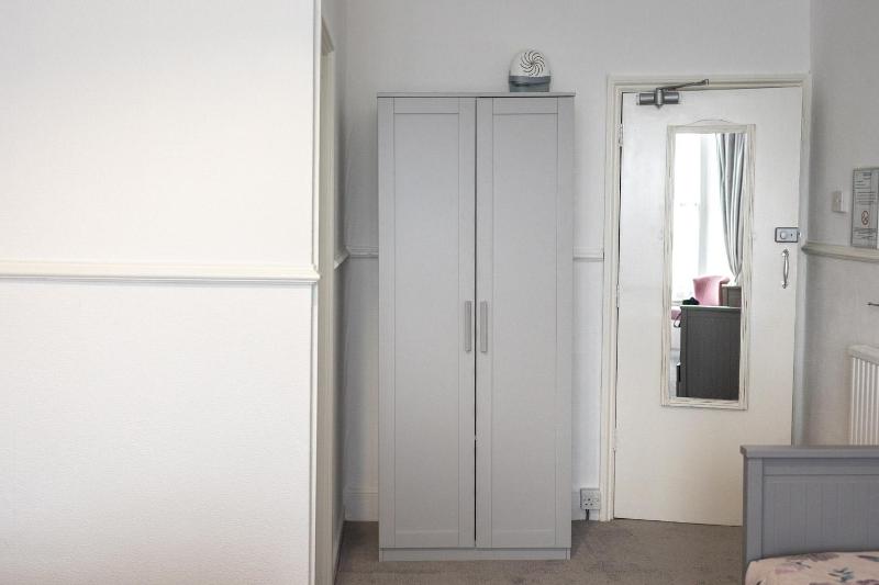 Deluxe Double Room with Extra Bed image 1