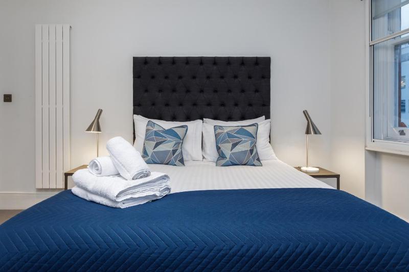 Premium One Bedroom image 4