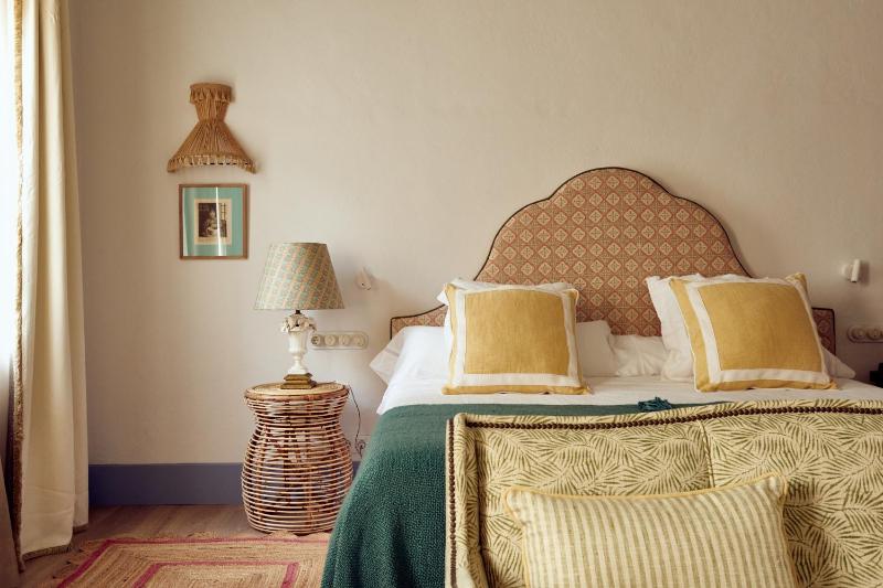 Superior Double Room image 3