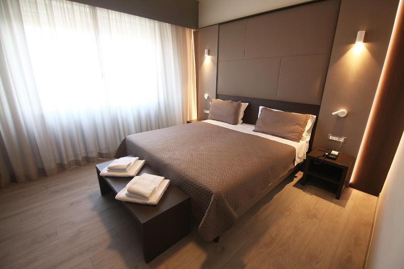Superior Double Room image 3