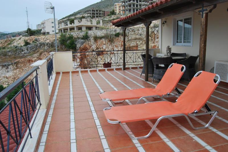 Premium Suite with Jacuzzi - Terrace and Sea View  image 2