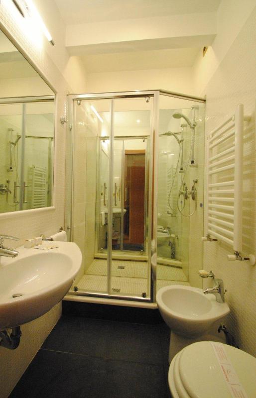 Triple Room image 3