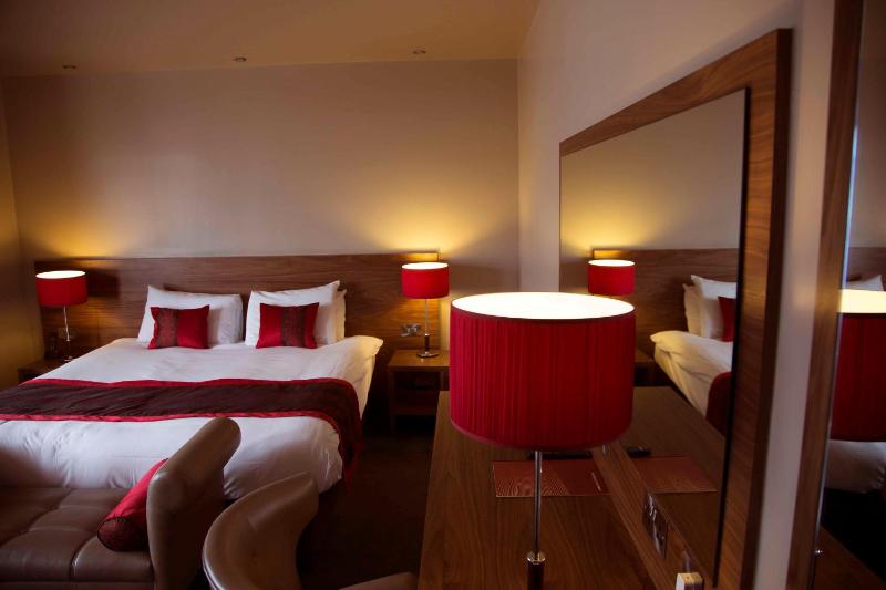 Superior Double or Twin Room with Sea View image 3