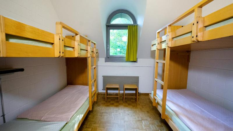 Quadruple Room with Shared Bathroom image 3