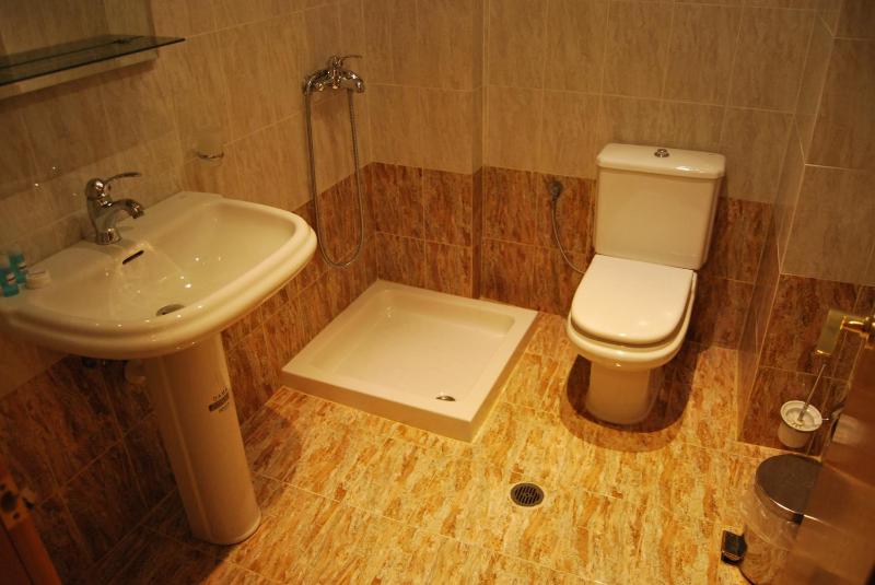 Double Room with Side Sea View image 2