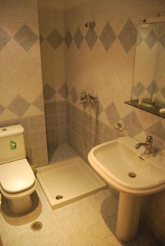 Double Room with Side Sea View image 4