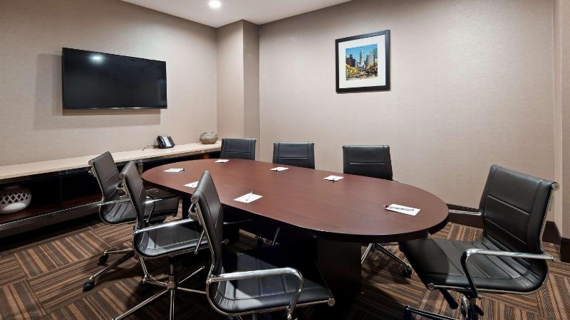 Best Western Plus Philadelphia Convention Center Hotel - image 14