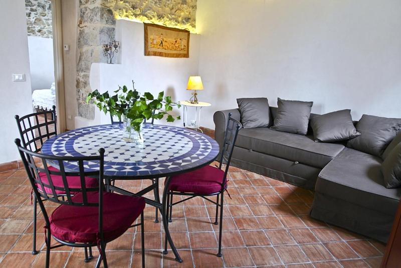 La Casa della Luna (by Vacation Service) - image 15