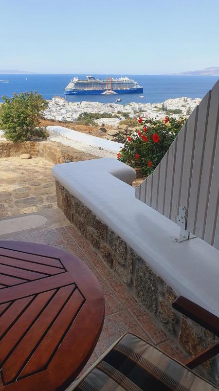 Studio with Sea View and Private Balcony image 2