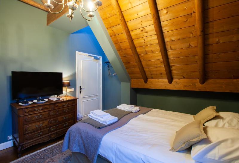 Double Room with Private Bathroom image 4