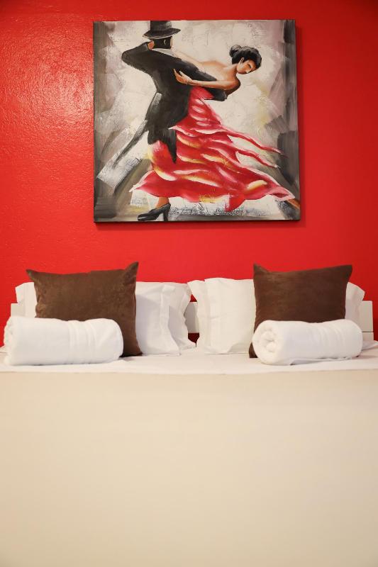 Double Room image 2