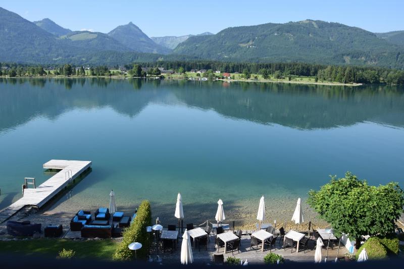 Classic Double Room with Lake view image 2