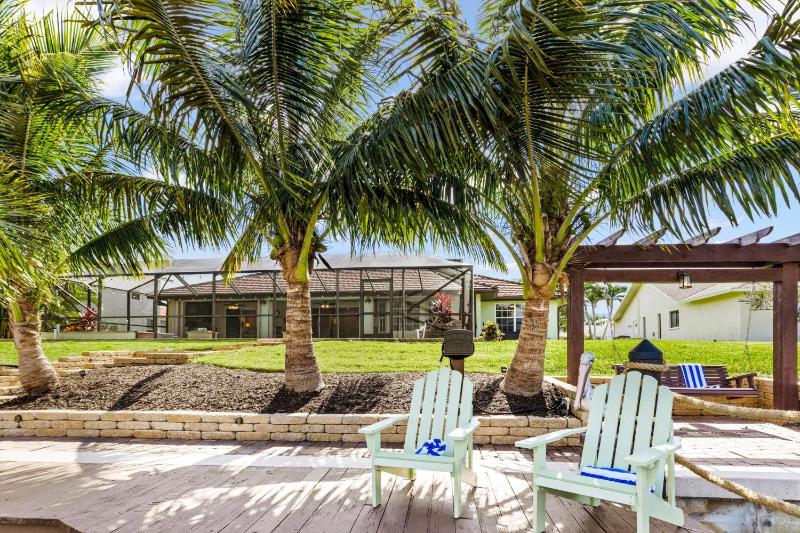 Direct Access Waterfront Villa with Heated Pool & Spa - Edgewater Escape - Roelens Vacations - image 30